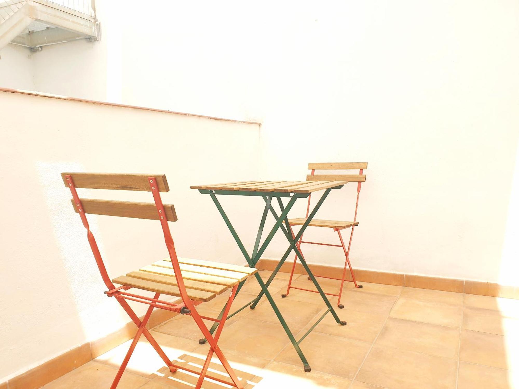 Picasso'S Neighbor Apartment Малага Екстериор снимка