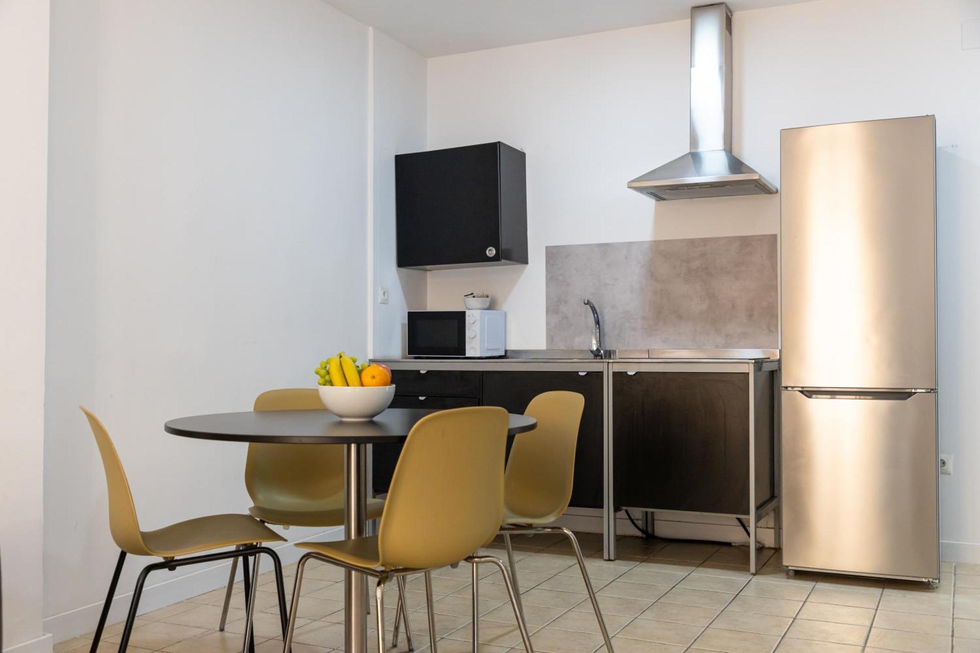 Picasso'S Neighbor Apartment Малага Екстериор снимка