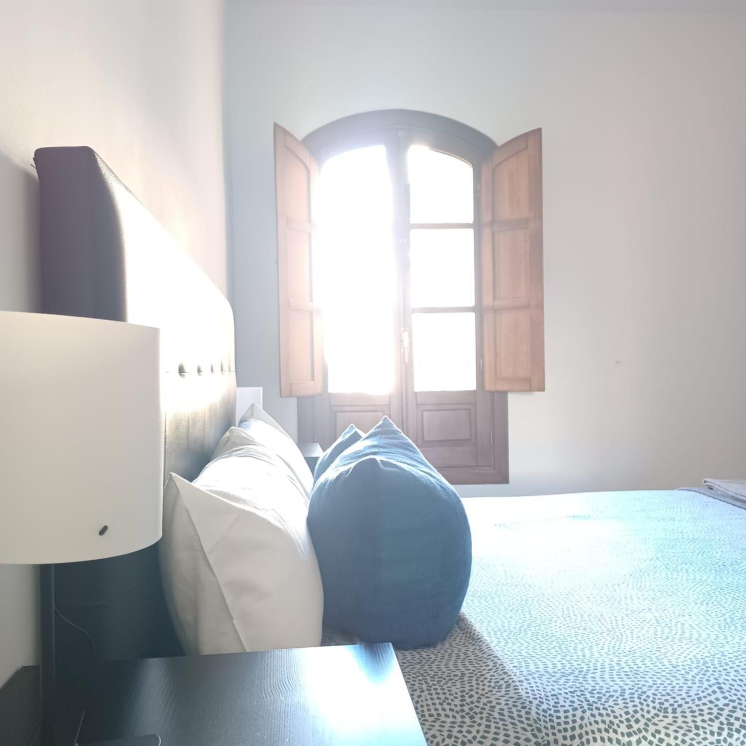 Picasso'S Neighbor Apartment Малага Екстериор снимка